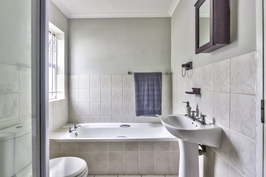 2 Bedroom Property for Sale in Parklands Western Cape